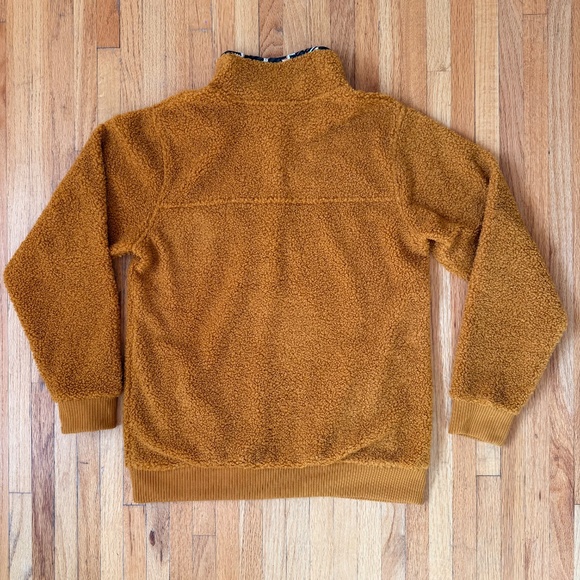 Cinch Women's Gold Polar Fleece Sherpa Pullover - Picture 2 of 7